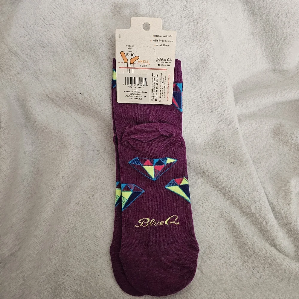 Blue Q It Takes A B**ch Diamond Women's Novelty Ankle Socks